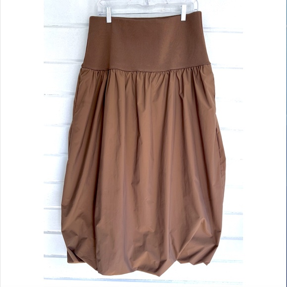 EMERSON LANG Bubble Midi Skirt with Stretch Waist in Brown - XL - Picture 1 of 10